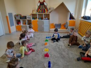 Promyczki rozwiązują zadania matematyczne